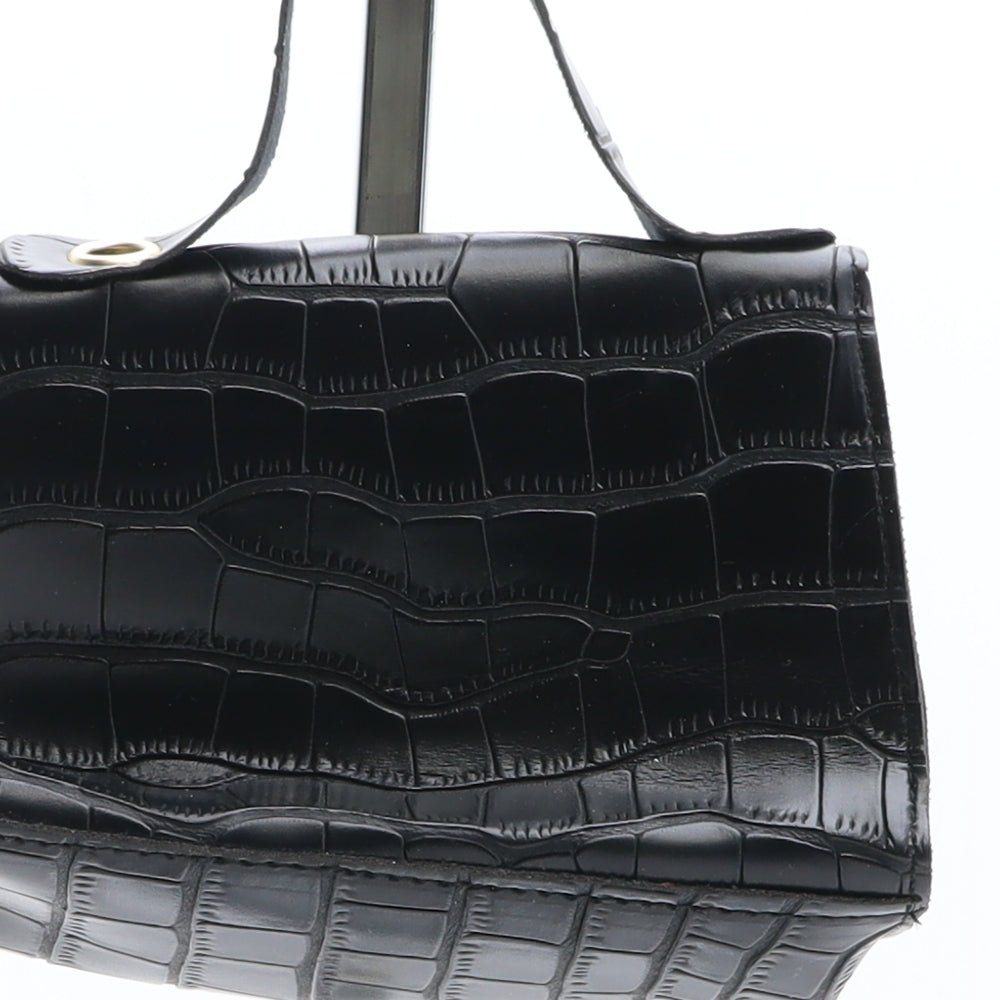 Preworn Womens Black Polyurethane Top Handle Bag Size Mini - cro