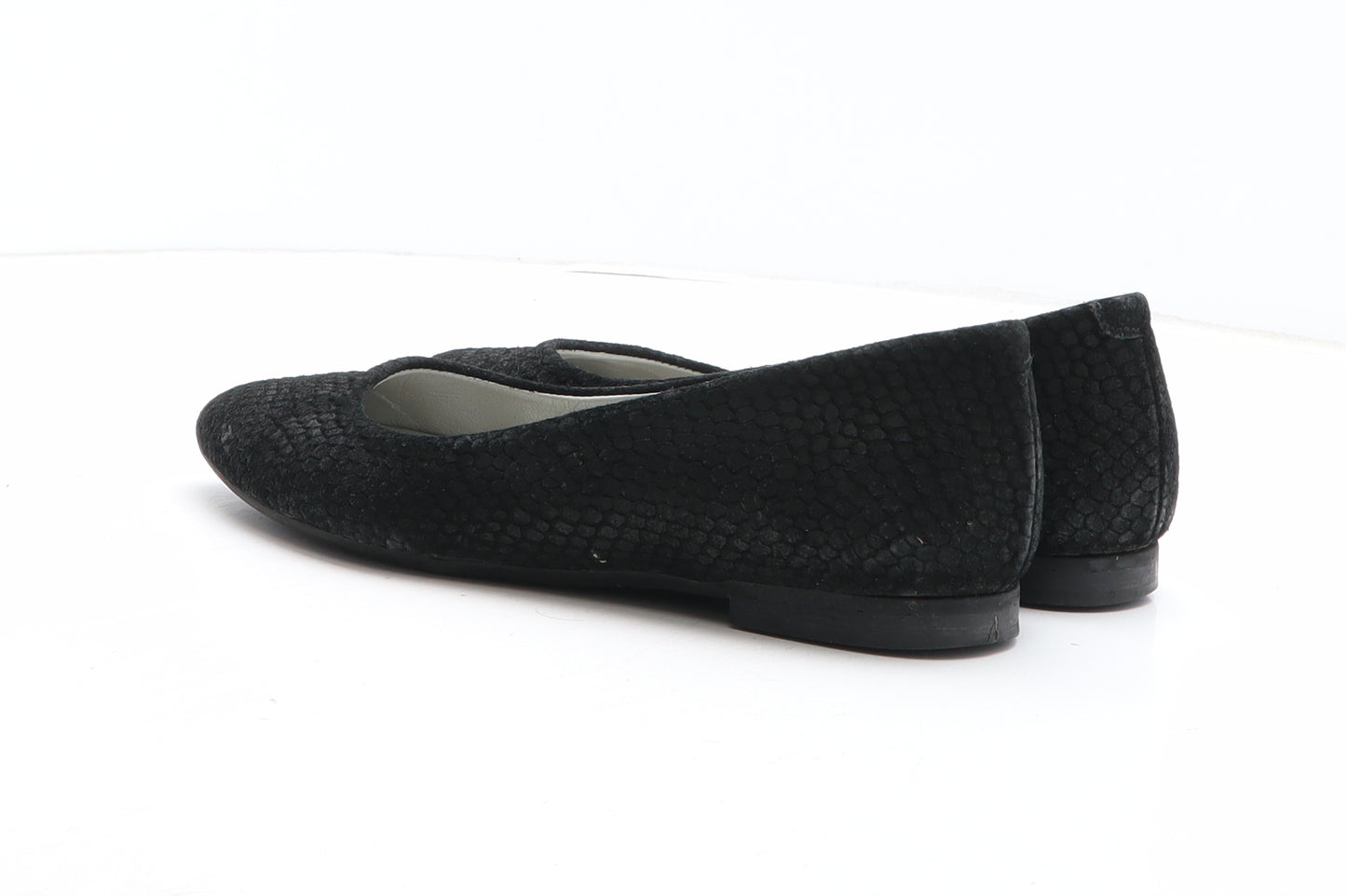 Celalu Womens Black Synthetic Slip On Flat UK - UK Size Estimated 6