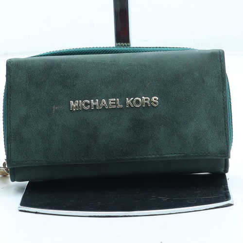 Michael Kors Womens Green Polyurethane Bow Tie Wallet Size S