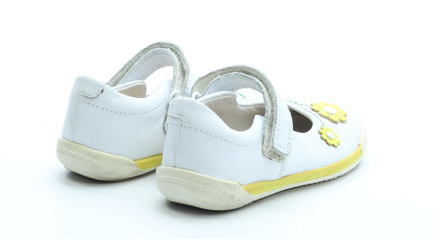 Clarks Girls White Leather Slip On Casual UK 5 - Flower Detail