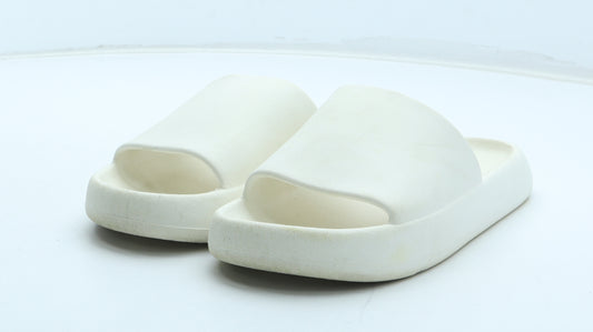 Preworn Womens White Rubber Slider Sandal UK - Size UK 3-4 EU 36-37