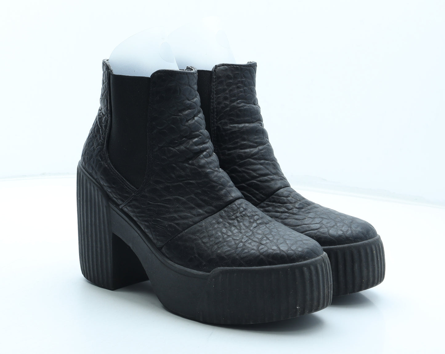 Topshop Womens Black Polyurethane Chelsea Boot UK - Croc Texture