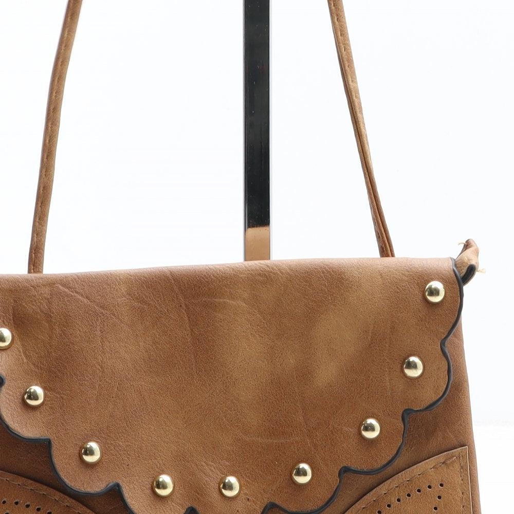 Preworn Womens Brown Solid Polyurethane Shoulder Bag Size Small