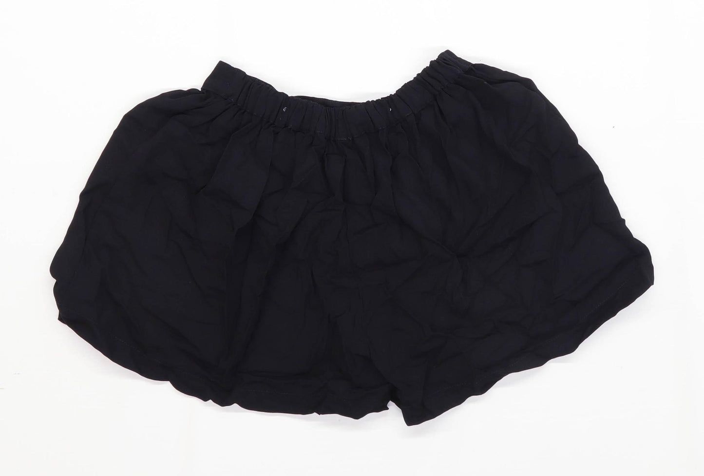 Preworn Girls Black Button Detail Shorts Age 8-9 Years