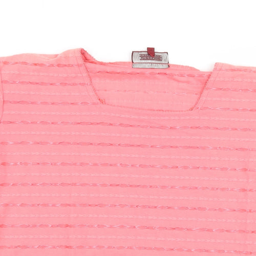 Icecube Womens Pink Striped  Basic T-Shirt Size M