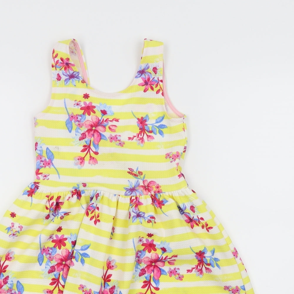 Nutmeg Girls Yellow Striped  Skater Dress  Size 6-7 Years