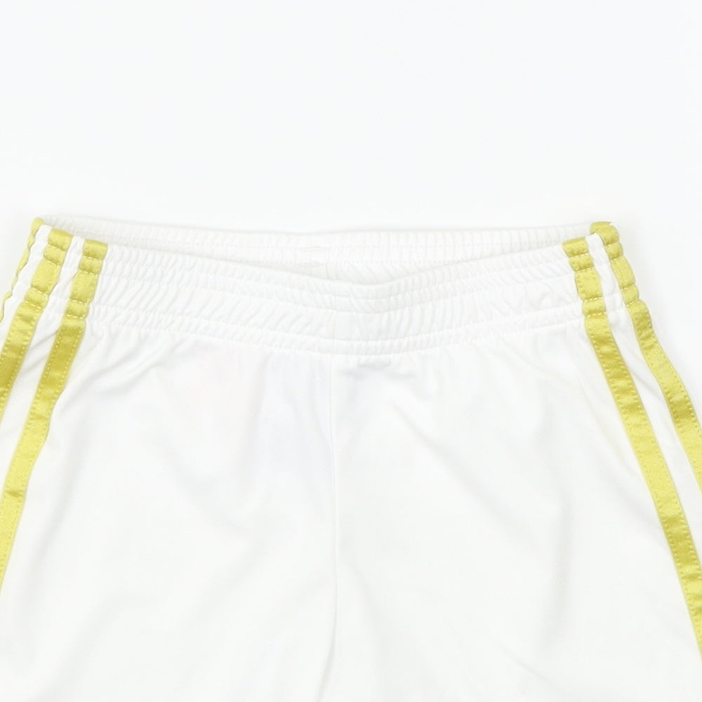 adidas Boys White   Sweat Shorts Size 5-6 Years - Juventus FC