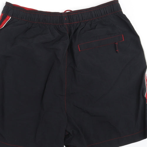 George Mens Black   Bermuda Shorts Size M - swim short