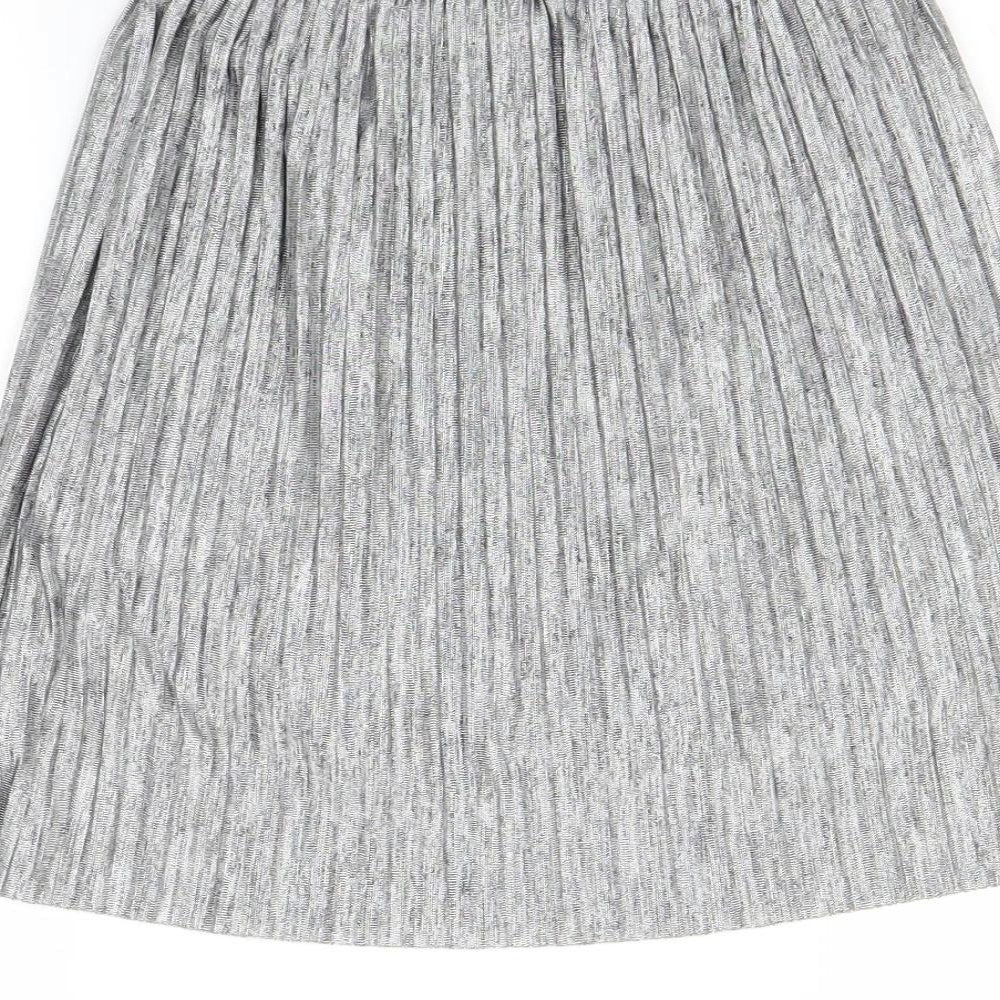 TU Girls Grey   Pleated Skirt Size 7 Years