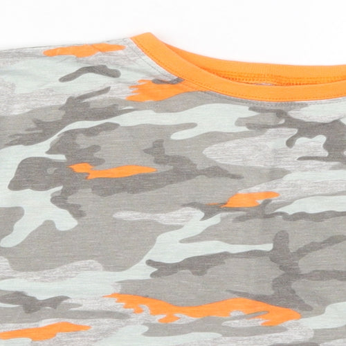 Preworn Boys Orange Camouflage   Pyjama Top Size 7-8 Years