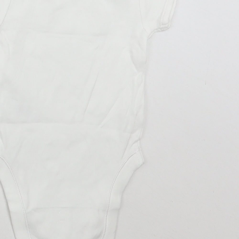 George Baby White   Babygrow One-Piece Size 0-3 Months