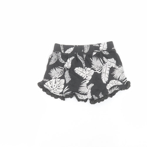 TU Girls Black Floral  Hot Pants Shorts Size 6 Years