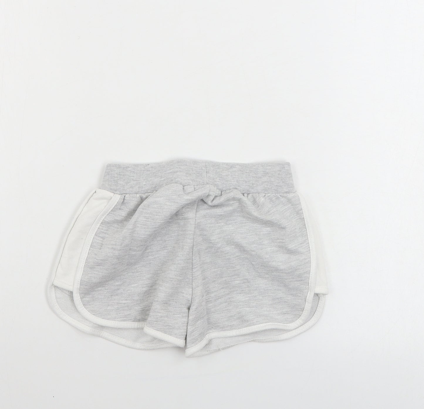 Primark  Girls Grey   Sweat Shorts Size 4-5 Years