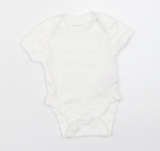 Primark Baby White   Babygrow One-Piece Size Newborn