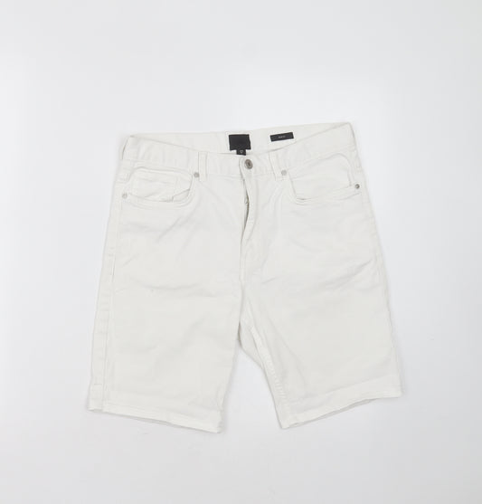 H&M Mens White  Cotton Bermuda Shorts Size 28 in L8 in Regular Zip