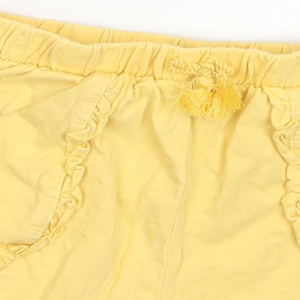 TU Girls Yellow  Cotton Sweat Shorts Size 5-6 Years  Regular