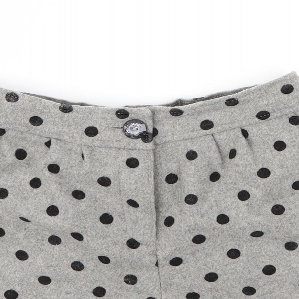Nutmeg Girls Grey Polka Dot Acrylic Hot Pants Shorts Size 8 Years  Regular Zip