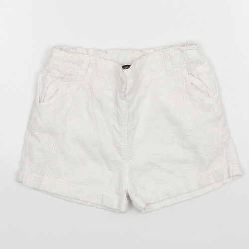 George Girls White  Cotton Chino Shorts Size 5-6 Years  Regular