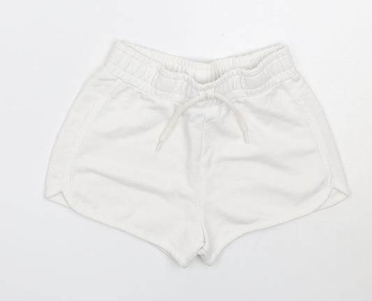 Dunnes Stores Girls White  Cotton Sweat Shorts Size 6-7 Years  Regular