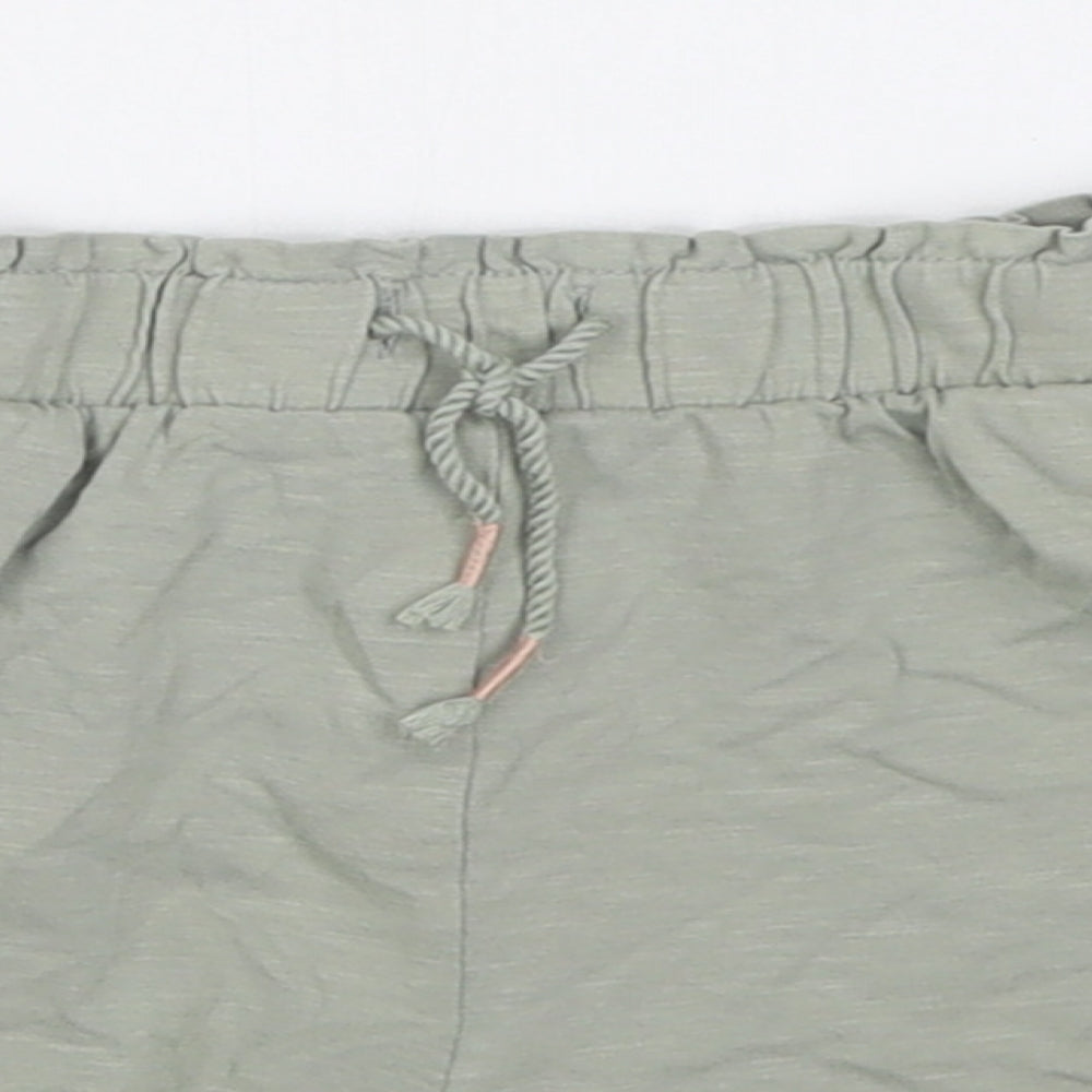 TU Girls Green  Cotton Bermuda Shorts Size 11 Years  Regular Tie