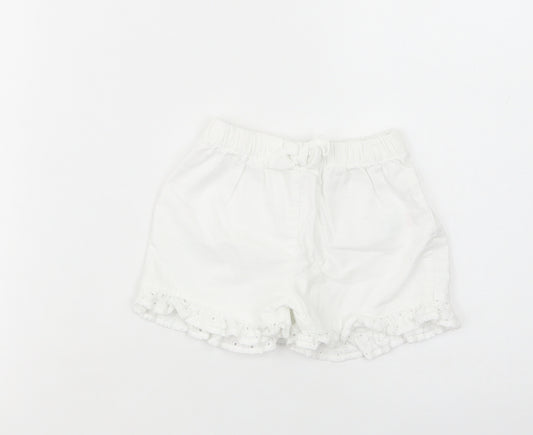 Matalan Girls White  Cotton Bermuda Shorts Size 4-5 Years  Regular Drawstring