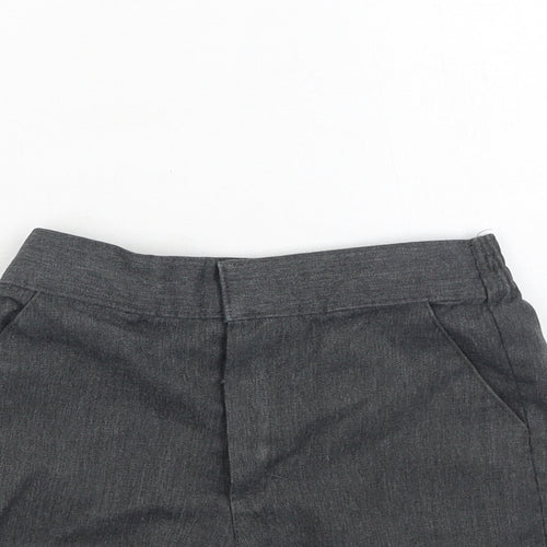 Preworn Boys Grey  Cotton Cropped Trousers Size 5 Years  Regular