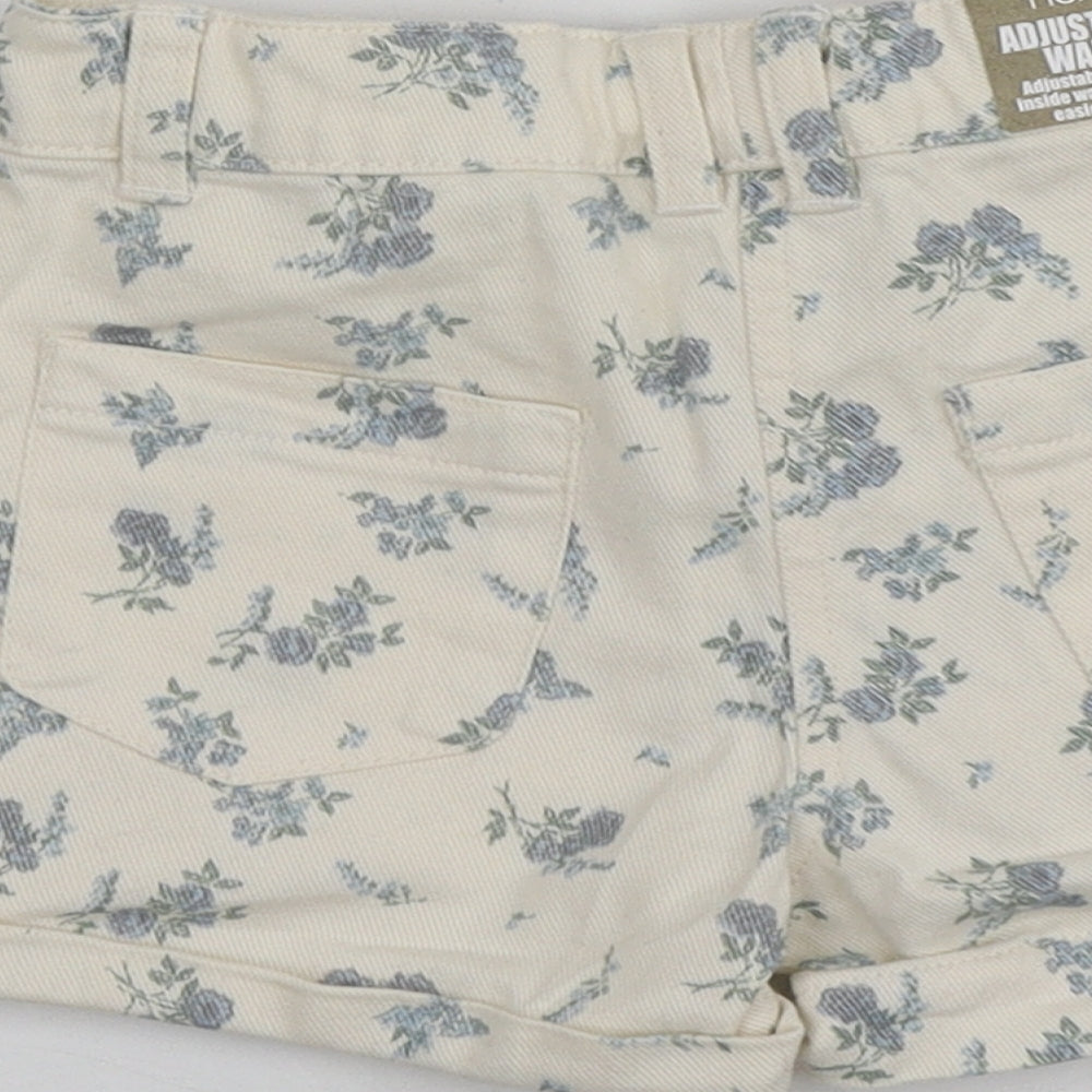 NEXT Girls Ivory Floral 100% Cotton Sweat Shorts Size 4 Years  Regular