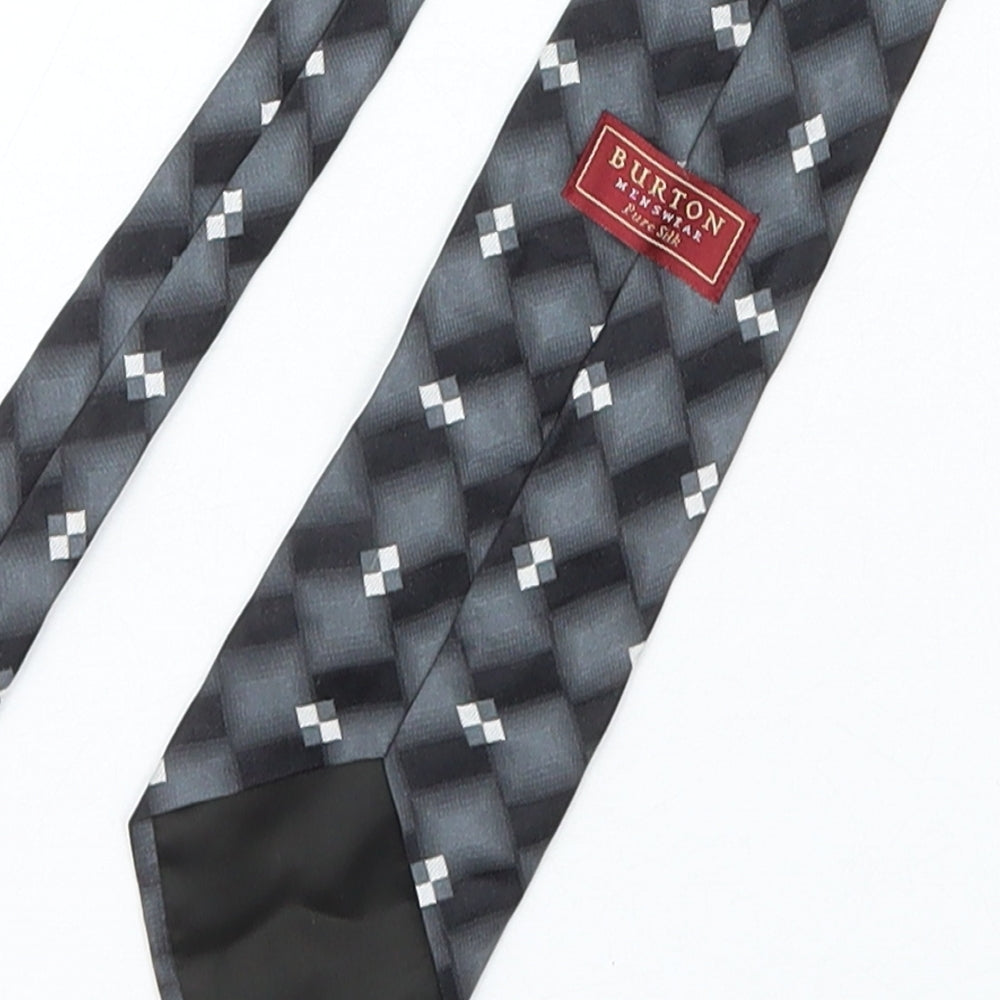 Burton Mens Grey Plaids & Checks Silk Pointed Tie One Size