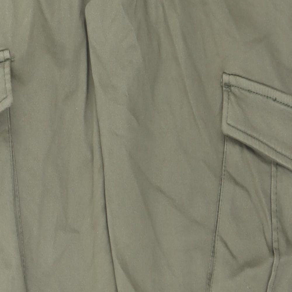 Military Olive Cotton Solid Capri 3/4Th Cargo Pants