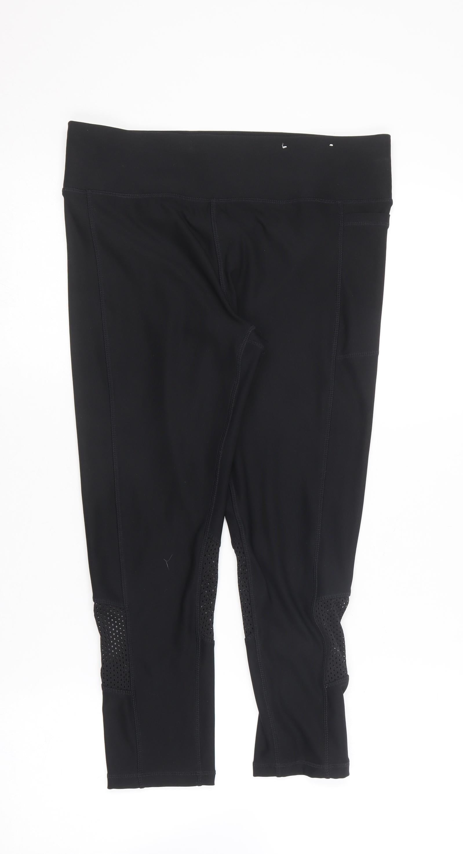 Athletic Works | Pants & Jumpsuits | Black Capri Leggings With Pockets |  Poshmark