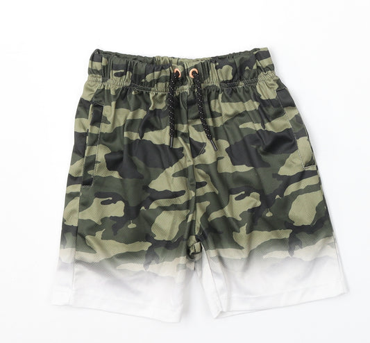 Pep&Co Boys White Camouflage Polyester Sweat Shorts Size 7-8 Years Regular Drawstring