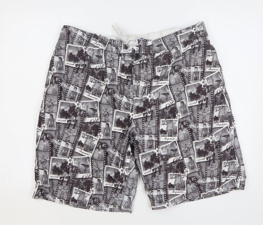 Cedar Wood State Mens Grey Geometric Polyester Bermuda Shorts Size 2XL L9 in Regular Drawstring - Swim Shorts