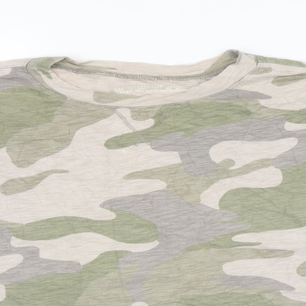 Hollister sale camo shirt