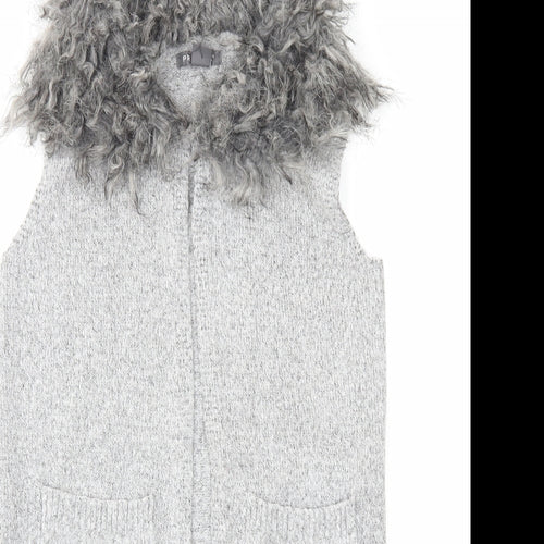 Primark Girls Grey Round Neck Acrylic Vest Jumper Size 10-11 Years Hook & Eye - Faux Fur Collar