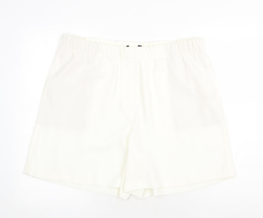 Marks and Spencer Womens Ivory Polyester Basic Shorts Size 18 Regular Pull On