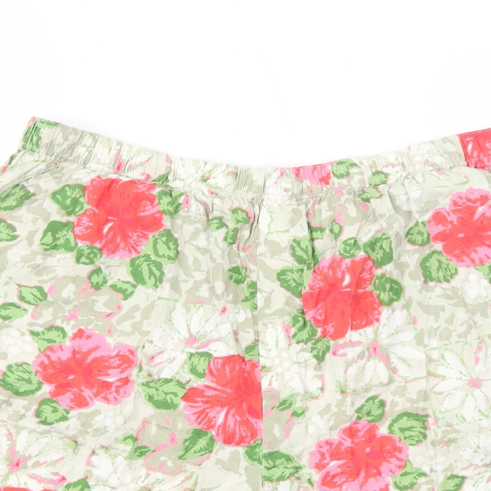 Field Manor Womens Green Floral Viscose Bermuda Shorts Size L Regular Pull On