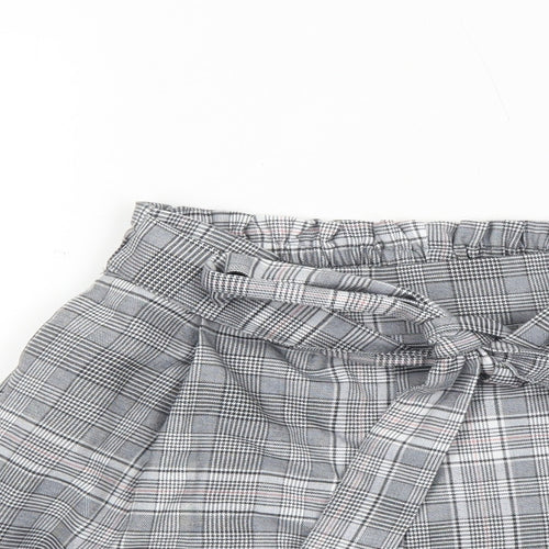H&M Womens Grey Plaid Viscose Basic Shorts Size 4 Regular Pull On