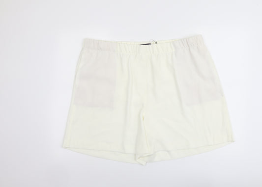 Marks and Spencer Womens Ivory Polyester Basic Shorts Size 22 L5 in Regular Pull On
