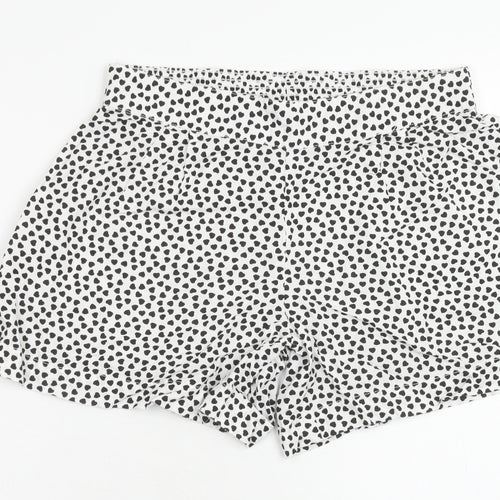 Papaya Womens White Geometric Viscose Bermuda Shorts Size 10 Regular Pull On - Heart Pattern