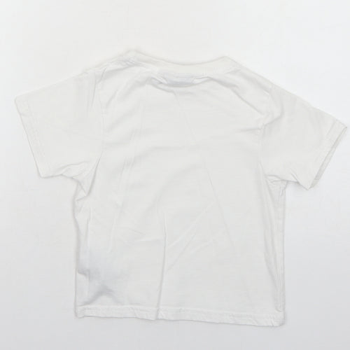 McKenzie Boys White Cotton Basic T-Shirt Size 6-7 Years Round Neck Pullover