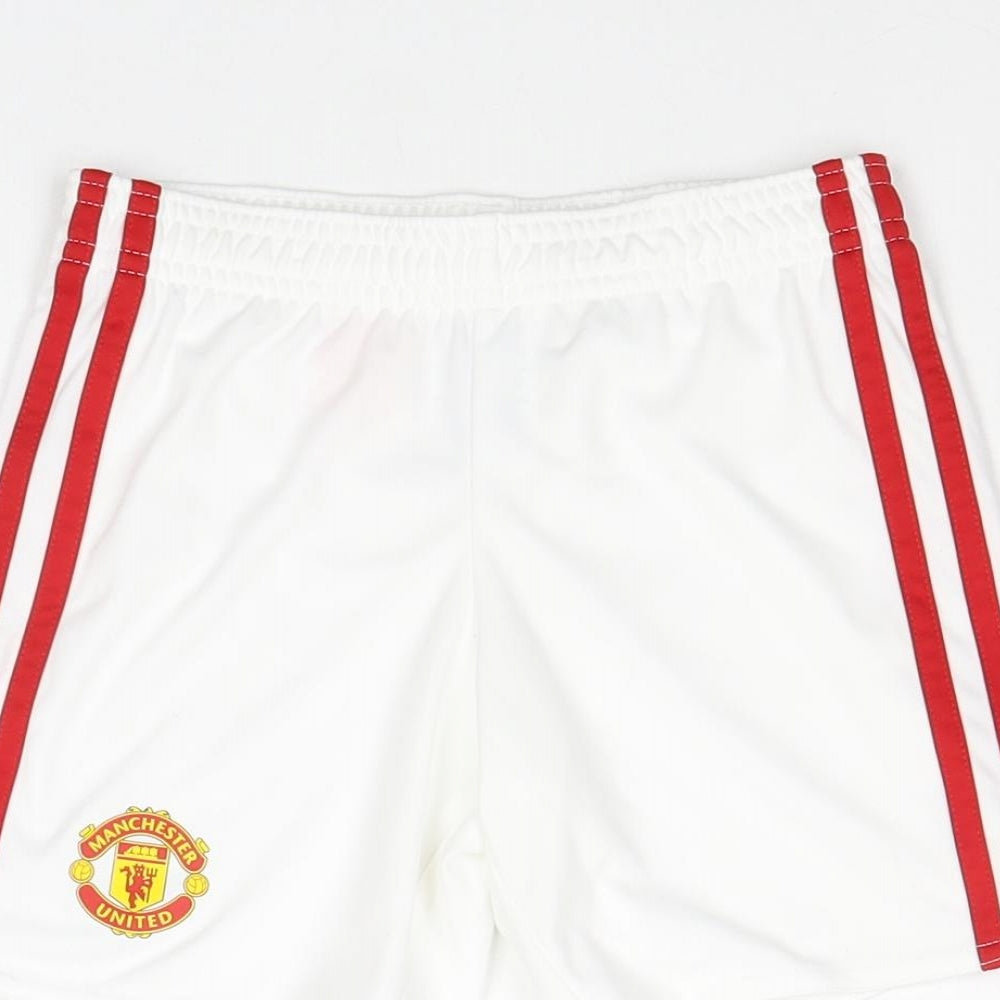 adidas Boys White Polyester Sweat Shorts Size 4-5 Years Regular - Manchester United
