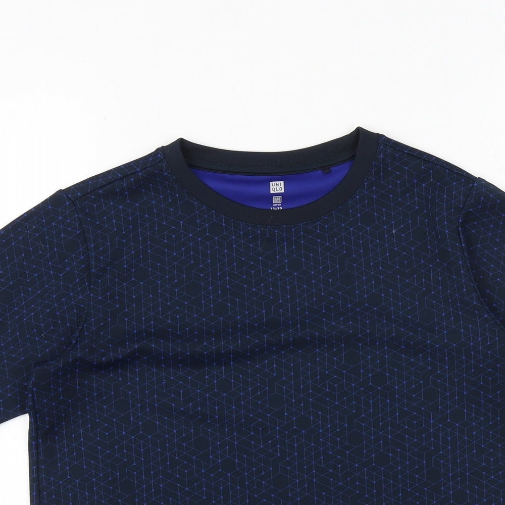 Uniqlo Boys Blue Geometric Polyester Pullover T-Shirt Size 11-12 Years Crew Neck Pullover