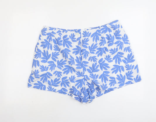 Marks and Spencer Womens Blue Geometric Cotton Hot Pants Shorts Size 18 L3 in Regular Button