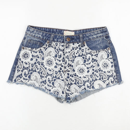 FOREVER 21 Womens Blue 100% Cotton Cut-Off Shorts Size 29 in Regular Zip - Crocheted Lace Front