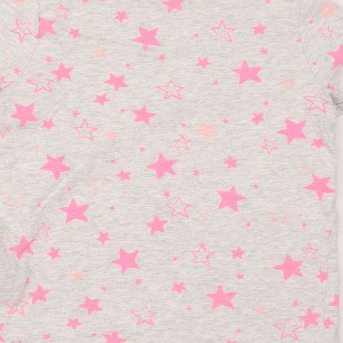 Marks and Spencer Girls Grey   Basic T-Shirt Size 7-8 Years  - Star print